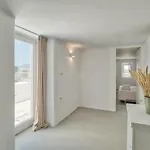 Villa Yialos *