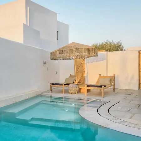 Yialos Vila Antiparos Town