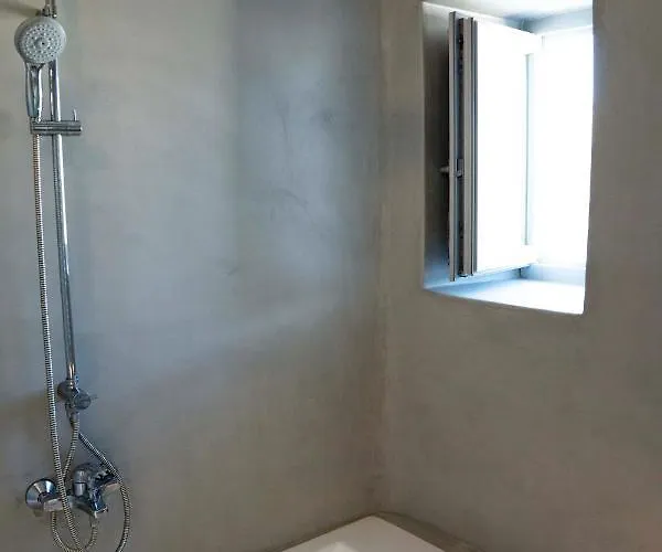 Yialos Βίλα Αντίπαρος